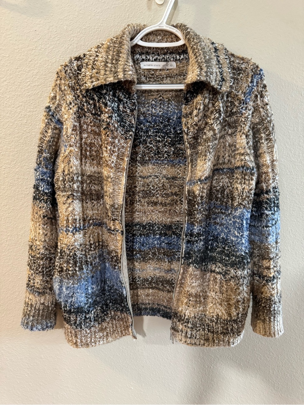 NWOT Altar'd State Cozy Chunky oversized Zip-Up Cardigan with Pockets, Sz XXS